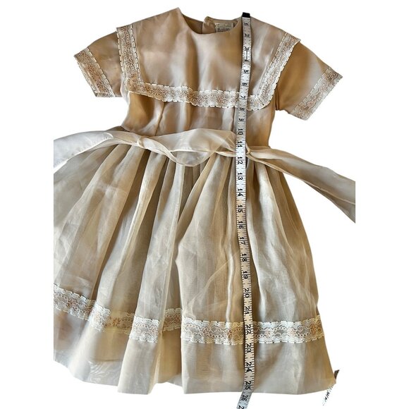 Vintage Honey Suckle Girls Size 6X Dress With Cream Lace Accents & Bow Sash - Picture 4 of 16
